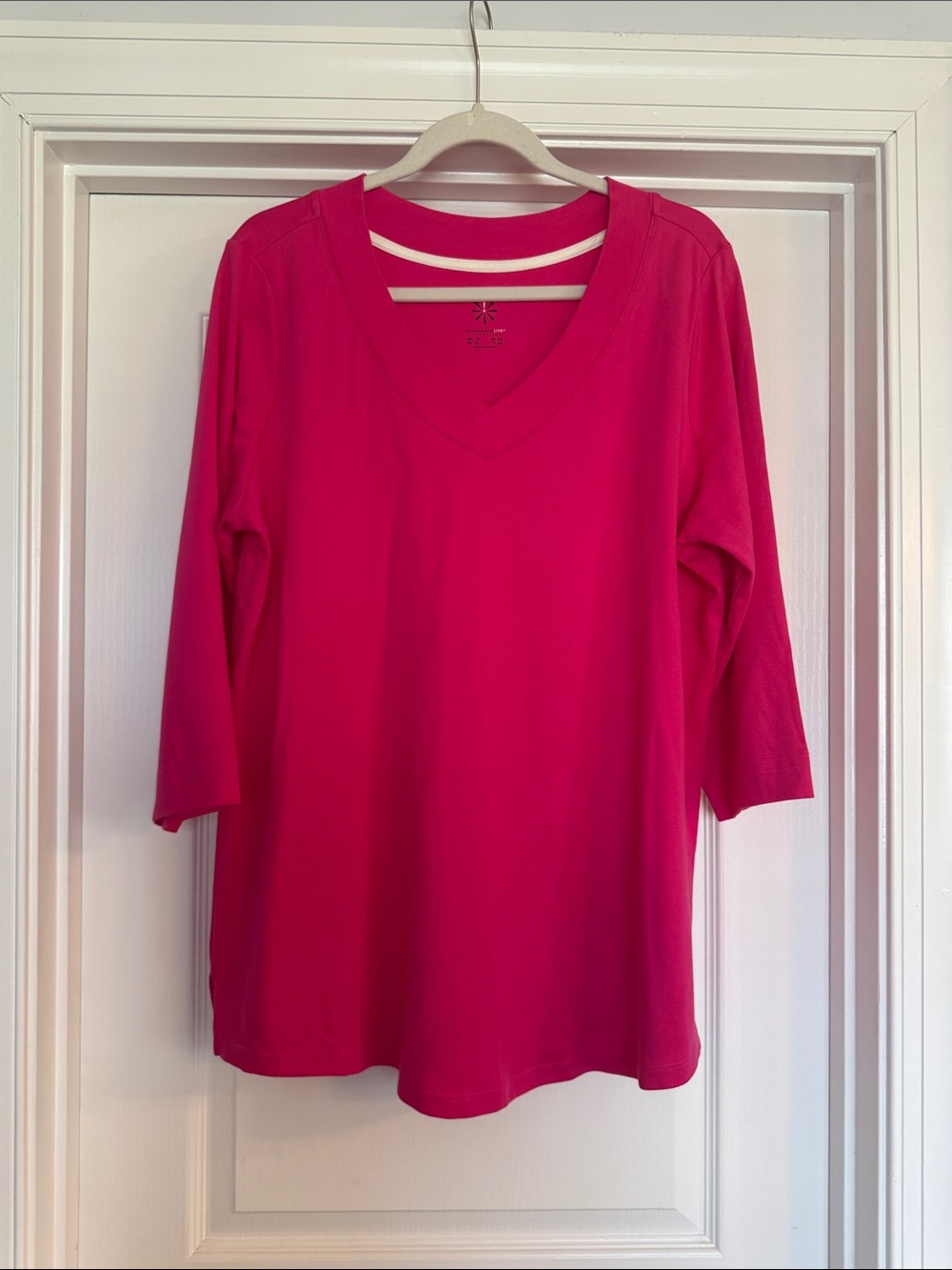 Isaac Mizrahi Womens V-Neck 3/4 Sleeve Top Plus Size 1X Pink Classic 100% Cotton